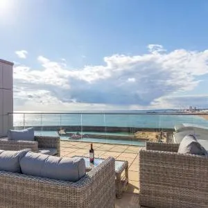 Unique Sea View Penthouse with Hot Tub