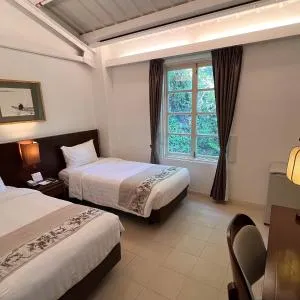 Heritage Lodge