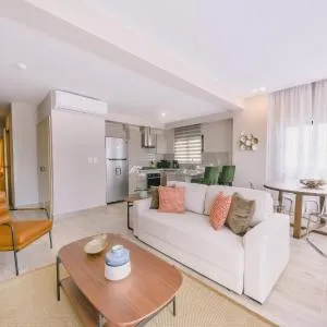 Fully Serviced Apartment at Regatta Living II - 907