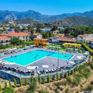 RIVERSIDE RESORT & SUNAS Beach Club