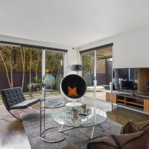 Central High-end 3BR Home in Parnell with Pool