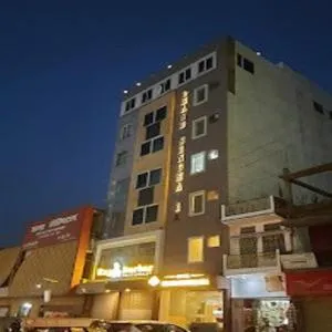 Hotel Grand Singhania, Ballia, UP