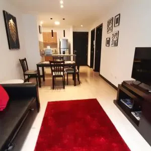 Suite ejecutiva parque La Carolina con piscina, spa, gym
