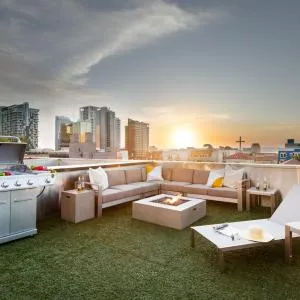 Mila by AvantStay 4 Story Penthouse Condo in Little Italy w Rooftop Views