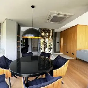 Wonderful Flat with Terrace in Girne