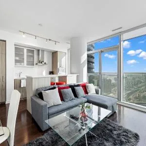 2 BDRM - Parking,CN Tower