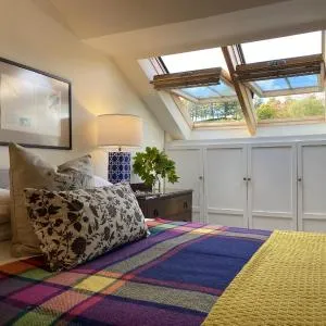 Luxury Spacious Penthouse Apartment