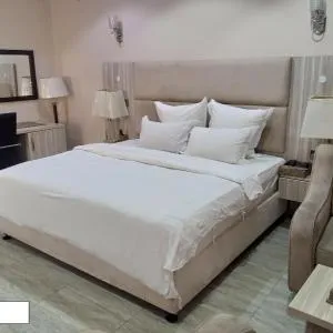 Zeus Paradise Hotel Abuja