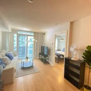 1+Den Condo with Balcony, Free Parking