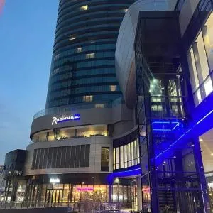 Oceans Apartments Balcony Suites in the Radisson Blu Hotel Building Tower, Durban Umhlanga