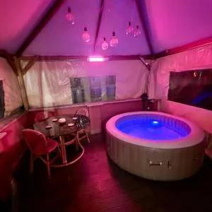 Penthouse with Jacuzzi on Terrace in Trastevere