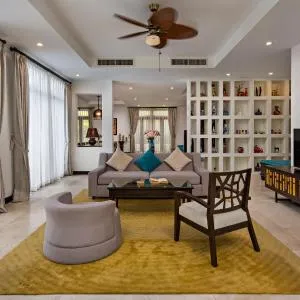 Abogo Resort Villa BeachFront City Center DaNang