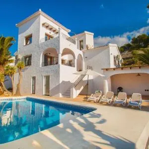 Villa Ibiza - PlusHolidays