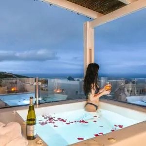 Suite Home Santorini