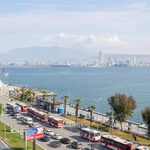 Exceptional Flat with Gorgeous Sea View in Izmir