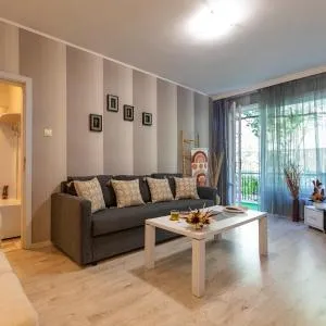 LARGE TERRACE + quiet apt