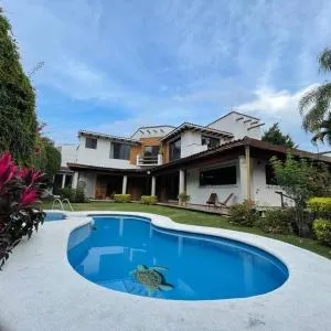 Casa con la mejor ubicación y energía de Cuerna