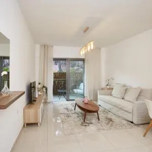 - Brand New Flat Haneviim Street -