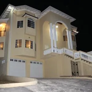 A Luxurious 4-Bedroom Private Villa with Games Room, Theatre & Modern Art