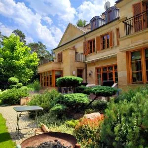 Stately Home in Magdalenka, nr Warsaw