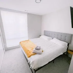 Luxury 2bedroom-king size bed