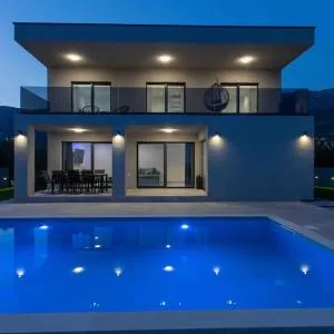 The Brand New Luxury Villa Bernie