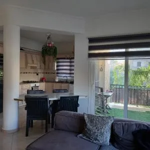 Cosy Luxurious Apt with Swimming pool in Kyrenia