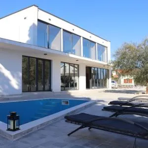 KRK, VILLA WITH POOL 8p