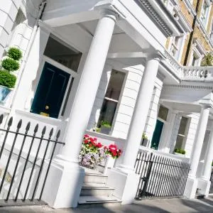 Rare Knightsbridge Gem by Dena Elite Collection