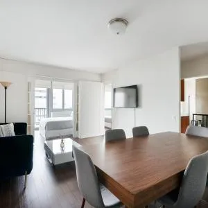 Luxury 3 Beds 2 Baths In Murray Hill