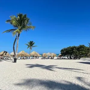 Stanza Mare Beach Front