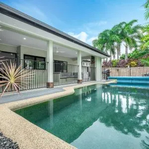 Kewarra Beach King Bed 4BR House, Pool, BBQ, Pets