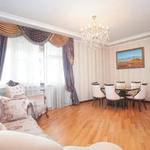 Luxury 2 Bedrooms Comfortable Apartment On Amiryan Street With Terrace (130sq m),Near Republic Square
