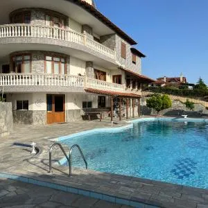 El Paraiso Premium
