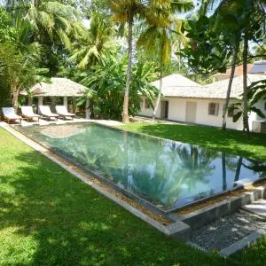 Sakara House