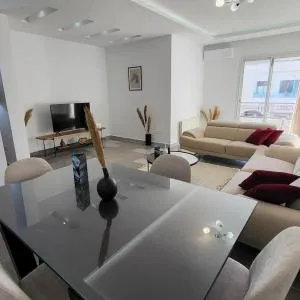 Saf Saf II Spacieux ultra central à Marsa Plage