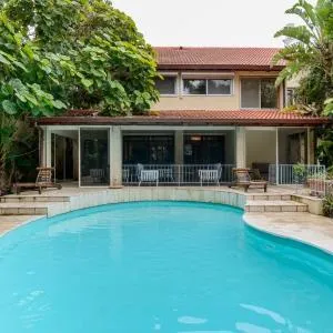 Heated Pool! 1 Minute Walk To The Beach! PURA VIDA Villa