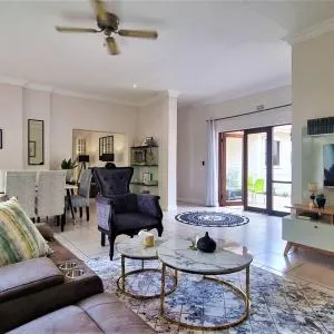 Lush Lux Bryanston Villa
