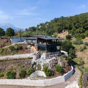 Doğanın İçinde Lüks Bir Villa