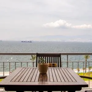 Furnished Stylish Sea View Flat in Izmir Konak