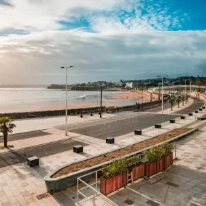 Sandybanks Torquay - Seaview and Promenade Apartments