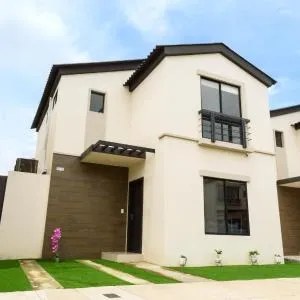Prados casa de lujo