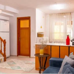 Flat with Large Balcony in Izmir