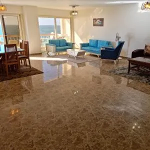 Sea View Heart Apartment (families only)