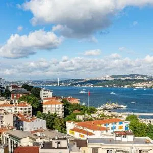 Central Apartment with Bosphorus View in Cihangir