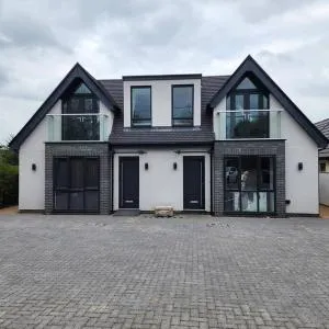 Paradigm Court, Luxury 2-Bedroom Apartment, Oxford