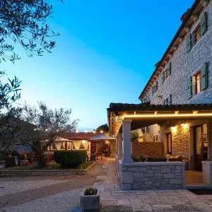 Casa Rustica Dva Baladura Apartments