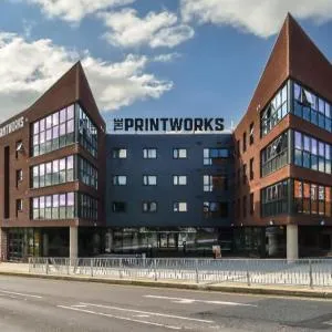 Zeni 5 Bed Apartment in Central Exeter