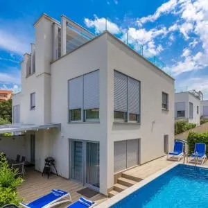 Villa Nika with pool