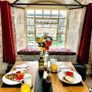 Luxury Royal William Yard Apartment - Mills Bakery, Air Conditioning, Free Parking